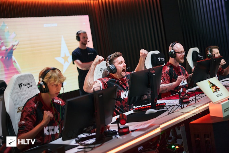 Astralis beat Ninjas in Pyjamas to reach the Esports World Cup playoffs