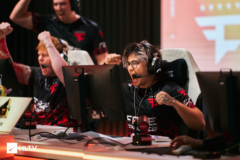 FaZe sweep Legacy to reach the Esports World Cup playoffs